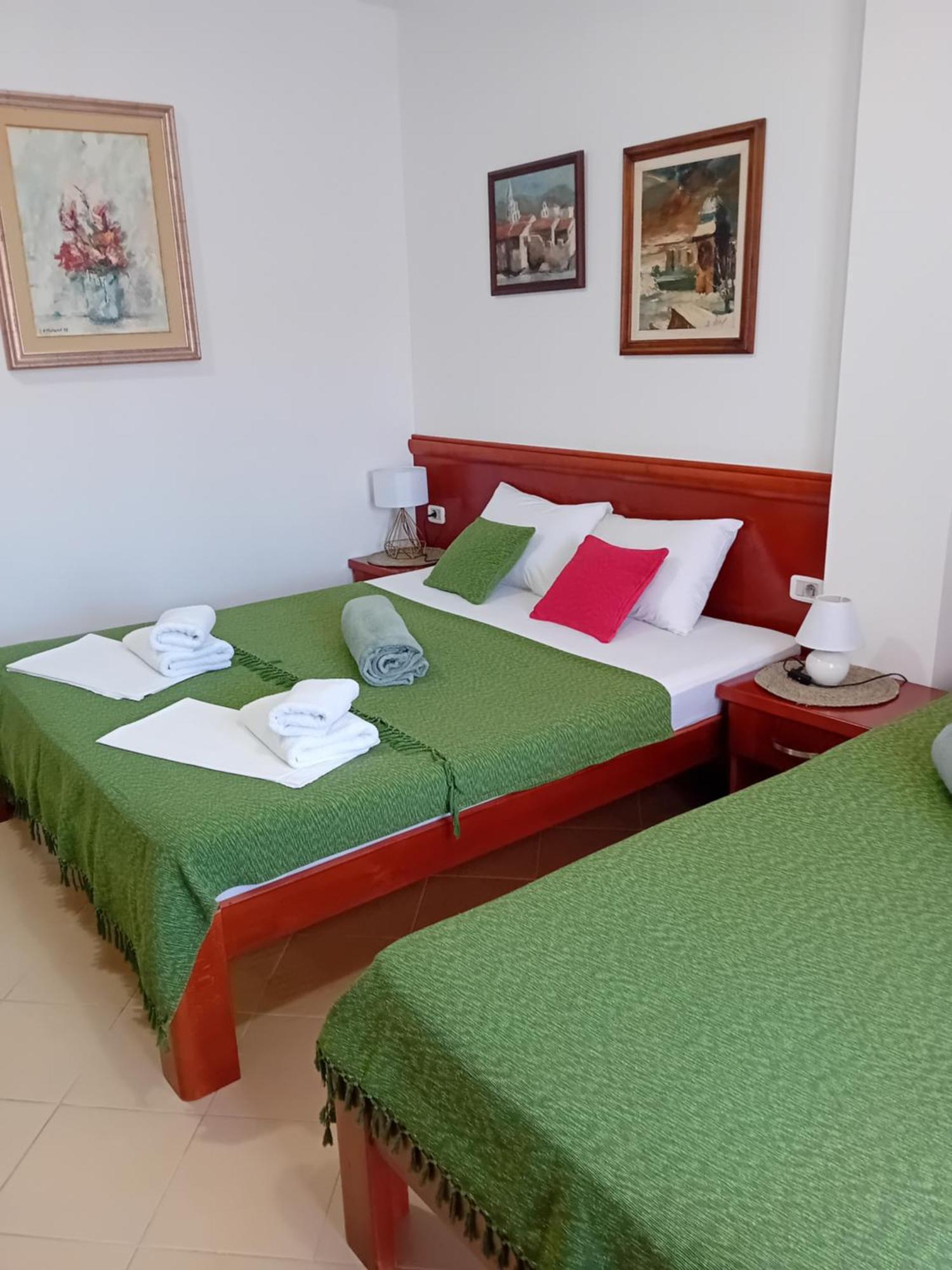 Apartments Krapina Lux 부드바 외부 사진
