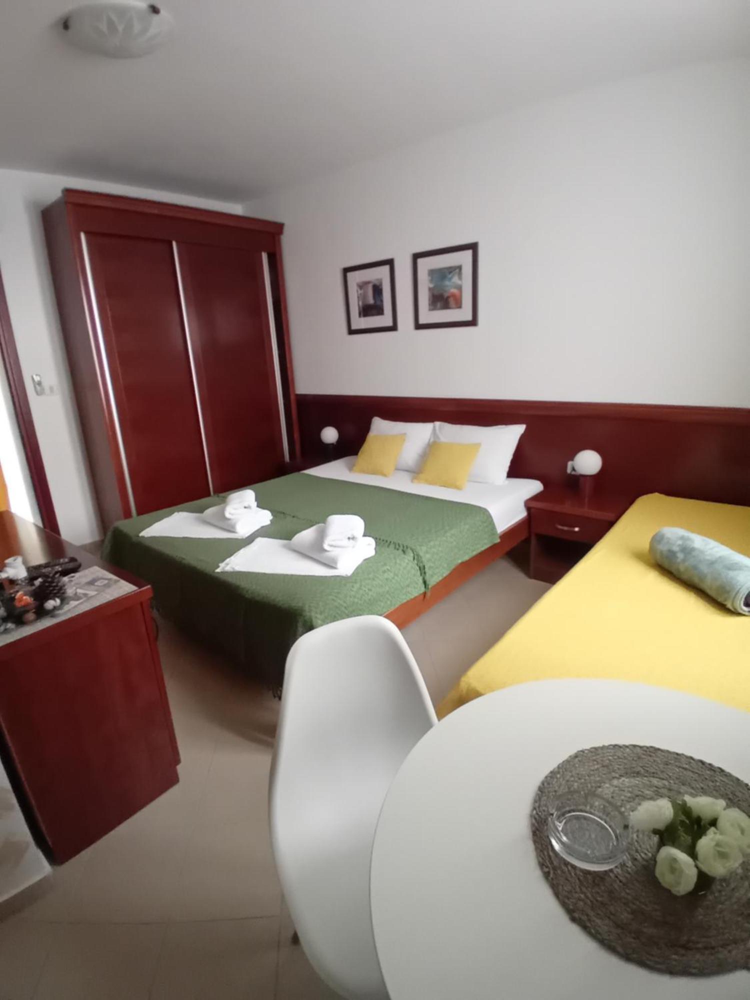 Apartments Krapina Lux 부드바 외부 사진