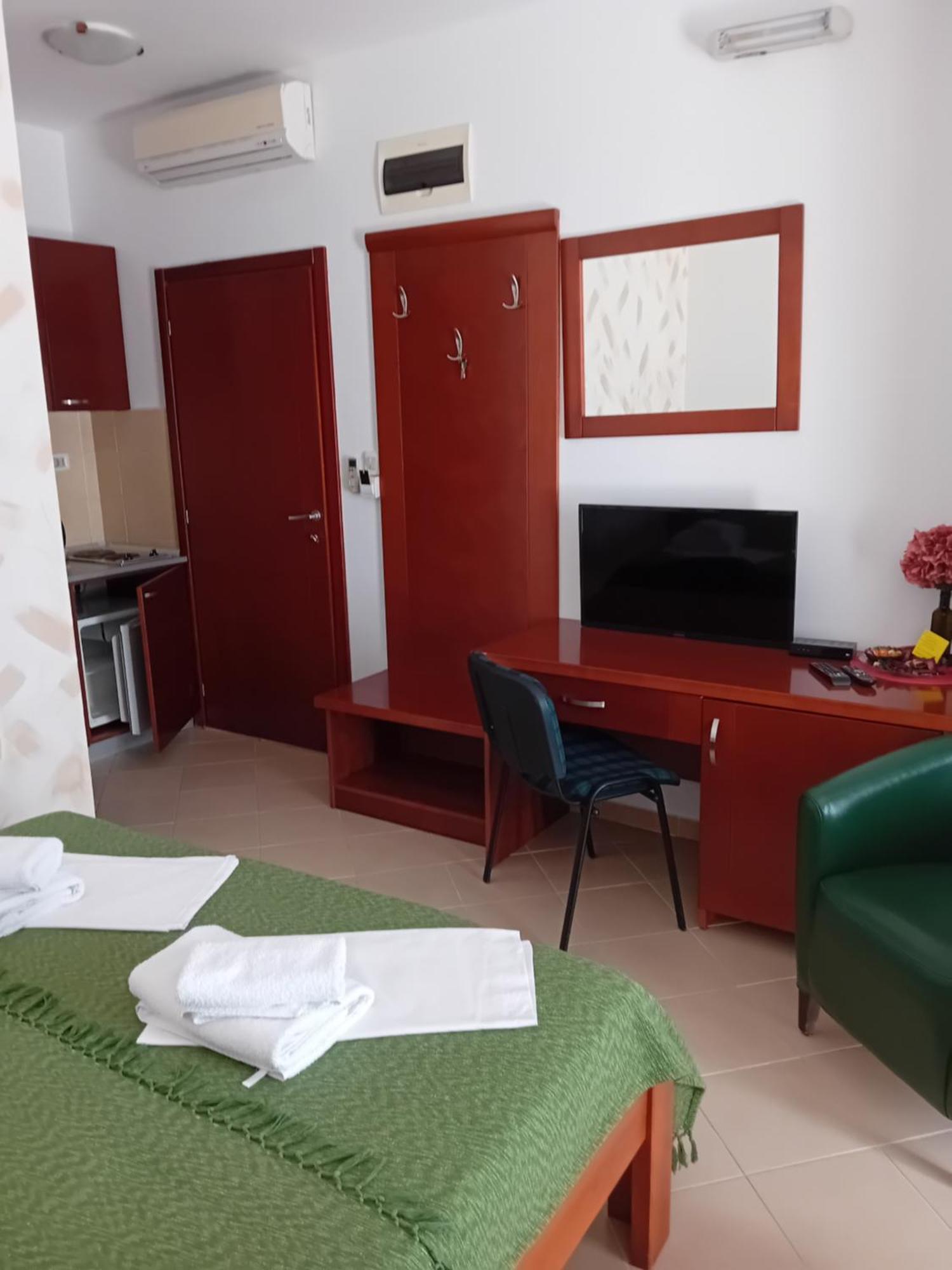 Apartments Krapina Lux 부드바 외부 사진