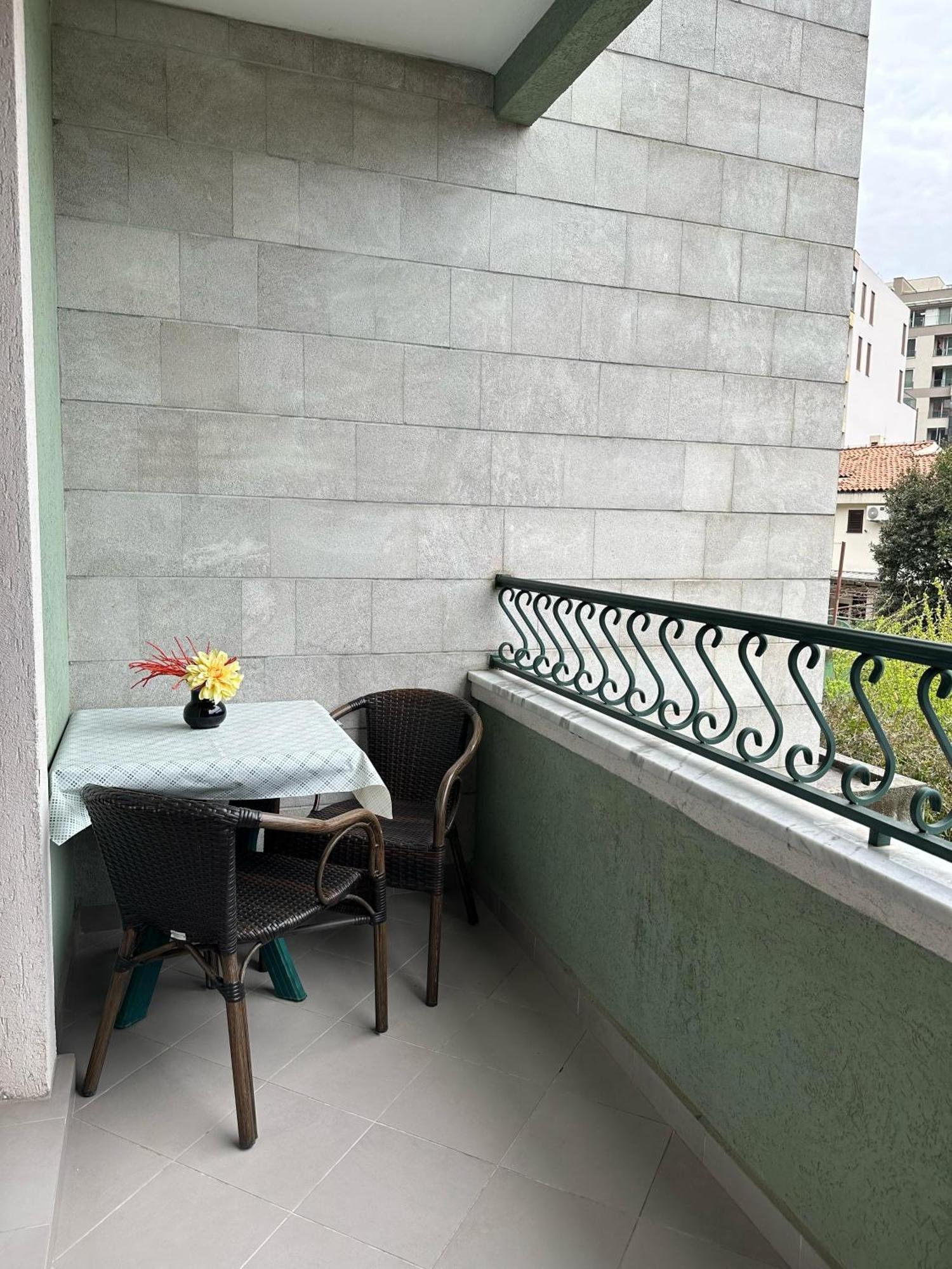 Apartments Krapina Lux 부드바 외부 사진